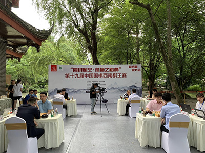 図1：屋外の対局会場