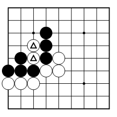 コツ:自分の石がアタリにならないように追いかける